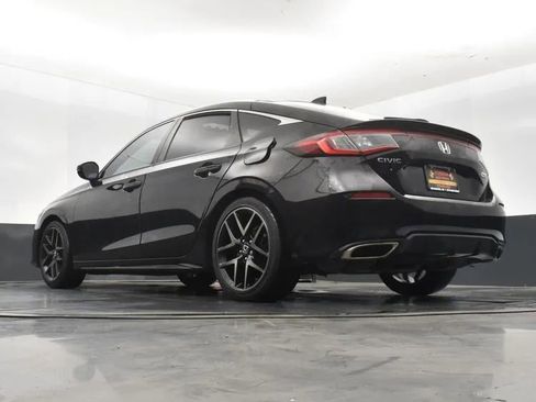 Used 2022 Honda Civic Sport Touring image 12