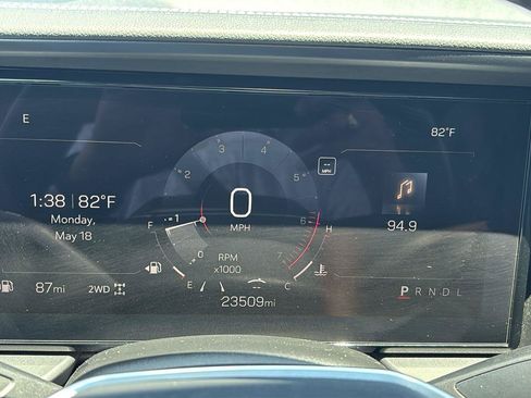 Certified 2025 GMC Terrain Elevation AWD/4WD image 28