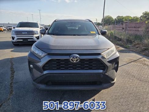 Used 2021 Toyota RAV4 XLE FWD image 2