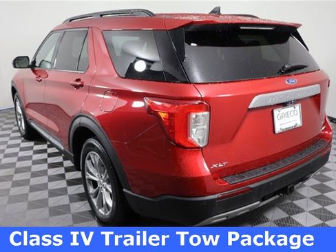 Used 2023 Ford Explorer XLT w/ Equipment Group 202A image 6