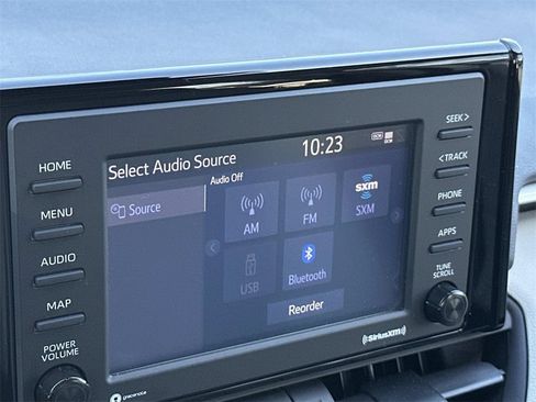 Used 2022 Toyota RAV4 XLE Premium image 12