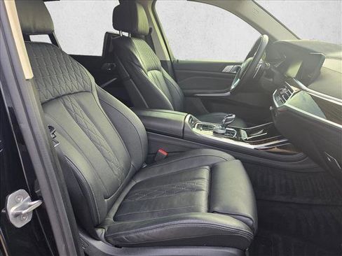 Used 2020 BMW X7 xDrive40i w/ Premium Package image 23