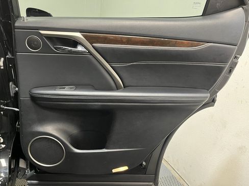 Used 2019 Lexus RX 450h AWD image 18