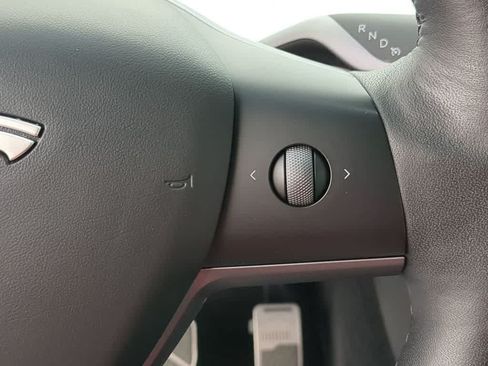 Used 2023 Tesla Model Y Performance AWD/4WD image 22