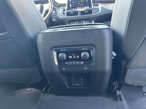 Used 2022 Chevrolet Tahoe Z71 w/ Max Trailering Package AWD/4WD image 23