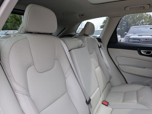 Used 2023 Volvo XC60 B6 Ultimate w/ Protection Package Premier AWD/4WD image 34