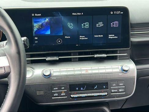 Used 2025 Hyundai Kona SEL image 17