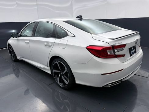 Used 2021 Honda Accord Sport image 5