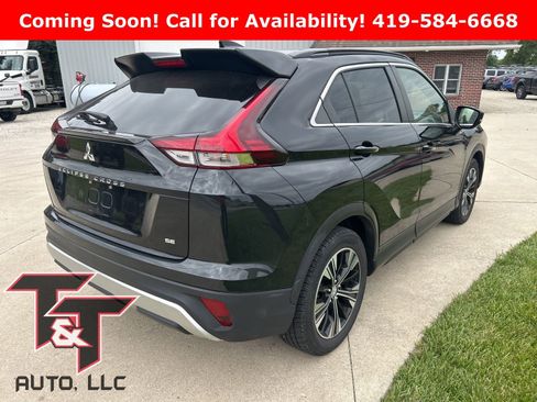 Used 2022 Mitsubishi Eclipse Cross FWD image 4