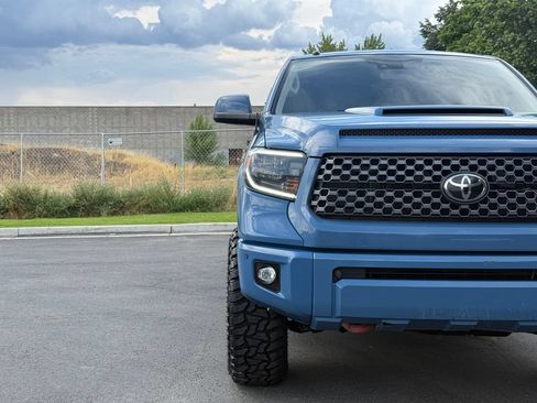Used 2019 Toyota Tundra SR5 AWD/4WD image 4