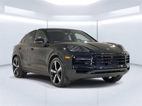 New 2026 Porsche Cayenne Coupe image 3