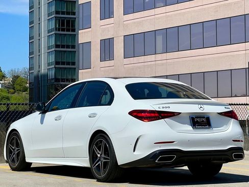 Used 2026 Mercedes-Benz C 300 4MATIC Sedan image 5