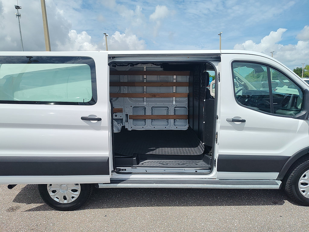 Certified 2025 Ford Transit 250 Low Roof w/ Exterior Upgrade Package RWD image 9