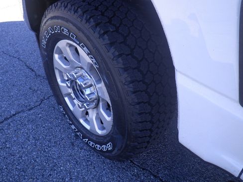 Certified 2024 Ford F250 XLT image 13