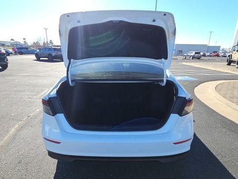 Certified 2024 Honda Accord LX image 7