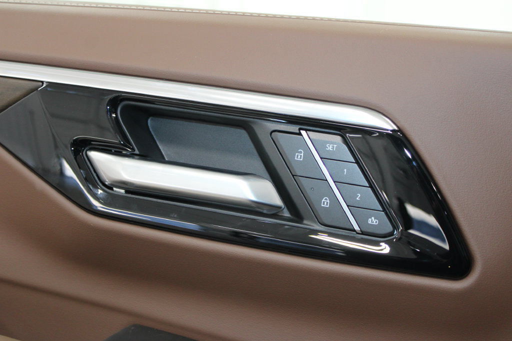 New 2026 Chevrolet Tahoe High Country AWD/4WD image 38