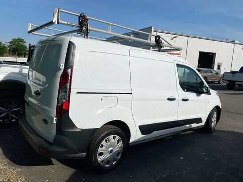 Used 2022 Ford Transit Connect XL FWD image 3