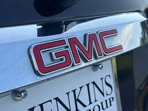 Used 2016 GMC Acadia SLT w/ Open Road Package FWD image 13