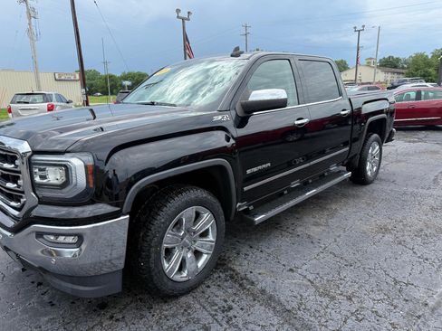 Used 2018 GMC Sierra 1500 SLT AWD/4WD image 2