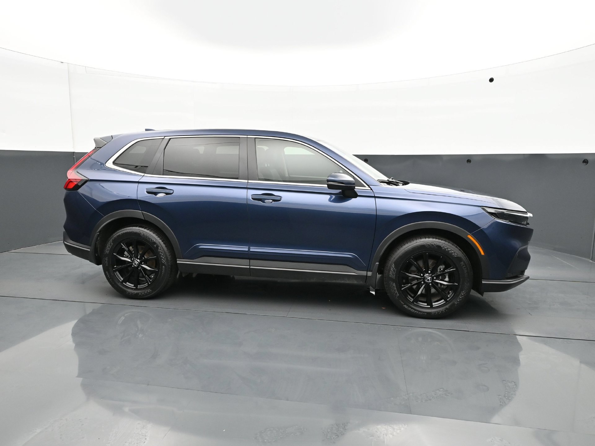 Used 2023 Honda CR-V EX-L image 8