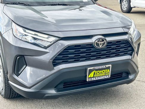 Used 2023 Toyota RAV4 LE FWD image 5