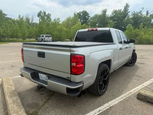 Used 2018 Chevrolet Silverado 1500 Custom w/ Custom Value Package AWD/4WD image 5