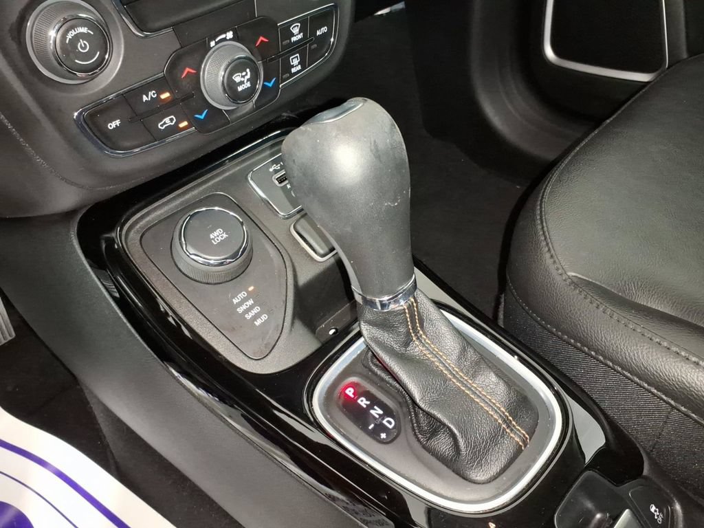 Used 2020 Jeep Compass Limited AWD/4WD image 20
