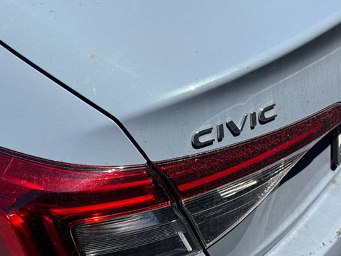 Used 2023 Honda Civic Sport image 7