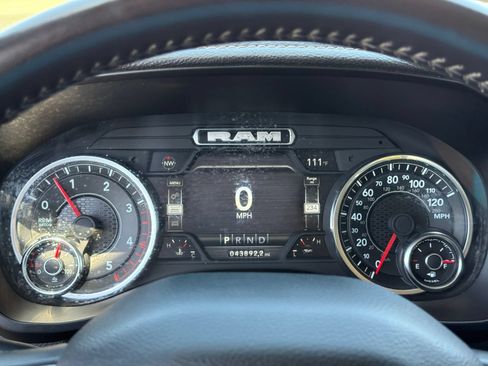 Used 2024 RAM 2500 Laramie AWD/4WD image 27