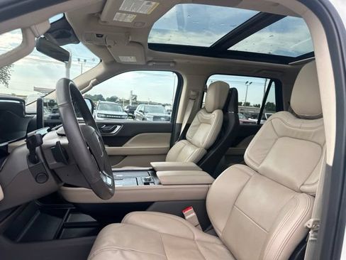 Used 2024 Lincoln Navigator Reserve AWD/4WD image 33