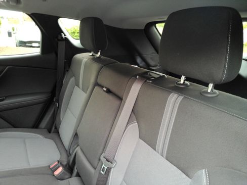 Used 2025 Chevrolet Blazer LT AWD/4WD image 14