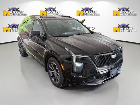 Used 2024 Cadillac XT4 Sport AWD/4WD image 3