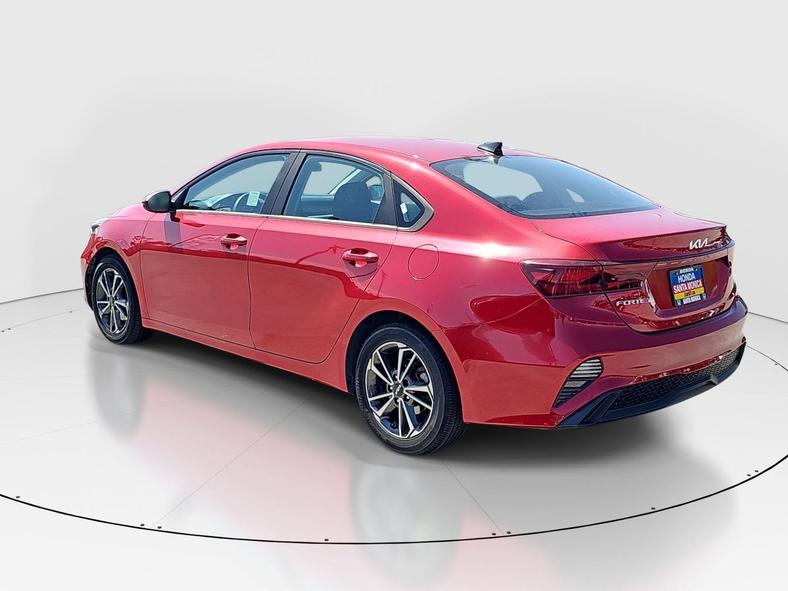 Used 2022 Kia Forte LXS FWD image 7