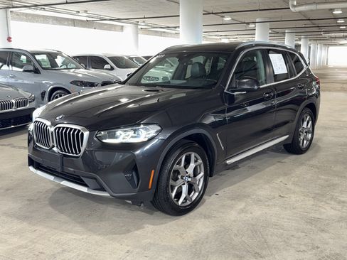 Used 2024 BMW X3 xDrive30i w/ Premium Package AWD/4WD image 4
