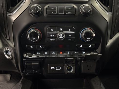 Used 2020 Chevrolet Silverado 1500 RST w/ Rally Edition image 21