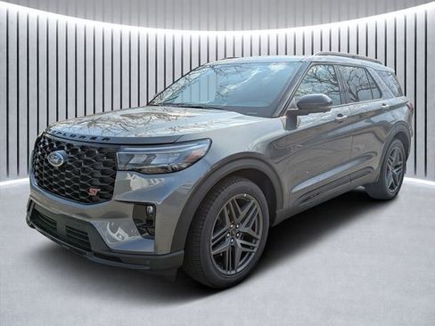 New 2026 Ford Explorer ST w/ Sun And Sound Package image 8