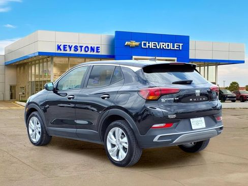 Used 2025 Buick Encore GX Preferred AWD/4WD image 5