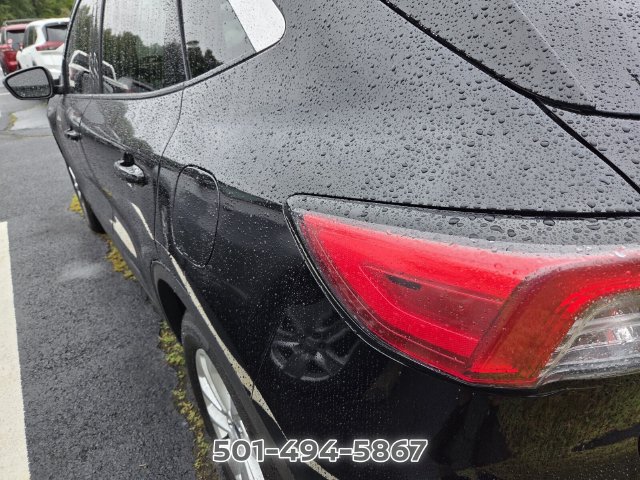 Used 2022 Ford Escape SE w/ Convenience Package FWD image 6