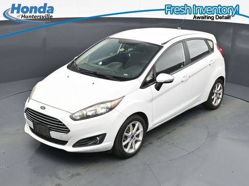Used 2016 Ford Fiesta SE w/ Equipment Group 201A FWD image 16