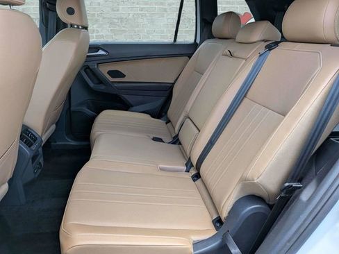 Certified 2023 Volkswagen Tiguan SE R-Line FWD image 14