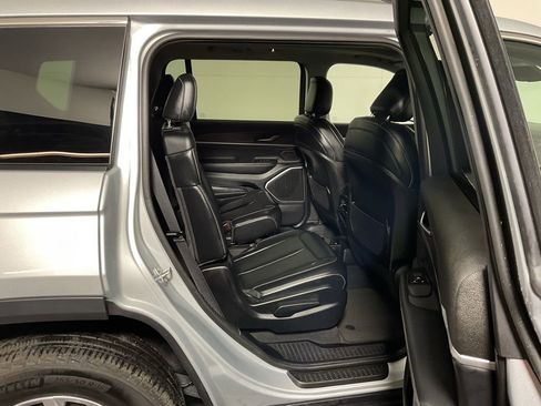 Used 2021 Jeep Grand Cherokee L Limited image 33