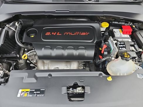 Certified 2022 Jeep Compass Limited AWD/4WD image 37