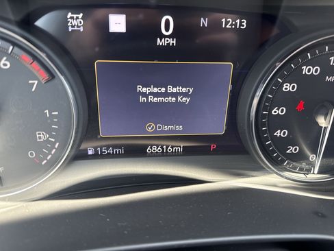 Used 2019 Cadillac XT4 Premium Luxury AWD/4WD image 22