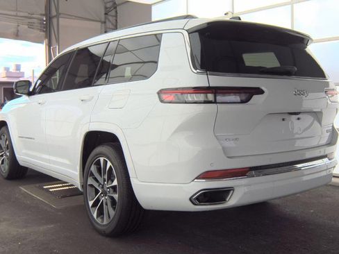 Used 2024 Jeep Grand Cherokee L Overland w/ Rear Seat Video Group I image 6