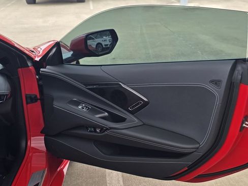 Used 2024 Chevrolet Corvette Stingray Preferred Cpe RWD image 8