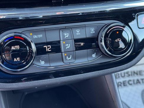 Used 2025 Buick Envista Sport Touring w/ Convenience I Package image 22