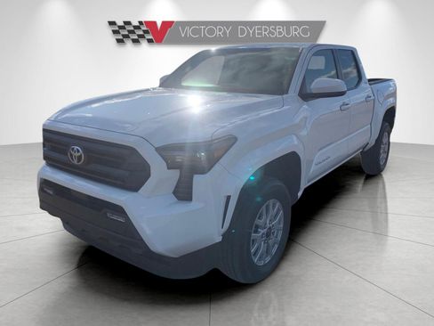 Used 2026 Toyota Tacoma SR5 image 4