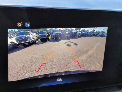Used 2026 Chevrolet Equinox LT FWD image 19