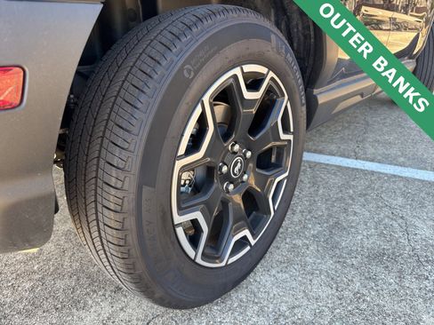 Used 2025 Ford Bronco Sport Outer Banks image 13