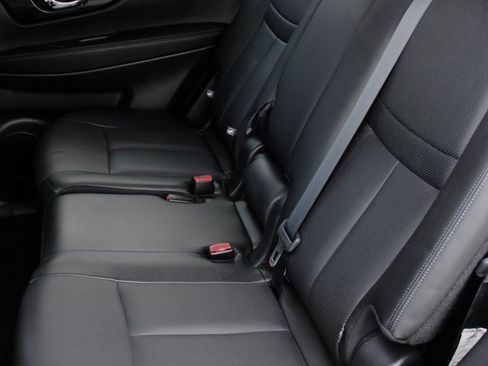 Certified 2019 Nissan Rogue SL image 25